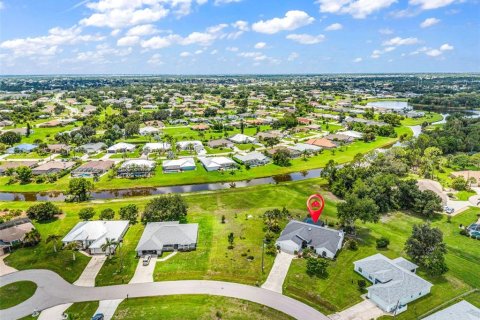 Villa ou maison à vendre à Punta Gorda, Floride: 3 chambres, 200.85 m2 № 2297153 - photo 27