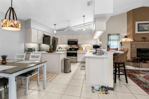 Villa ou maison à vendre à Punta Gorda, Floride: 3 chambres, 200.85 m2 № 2297153 - photo 12