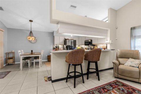 Villa ou maison à vendre à Punta Gorda, Floride: 3 chambres, 200.85 m2 № 2297153 - photo 11