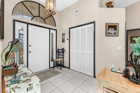 Villa ou maison à vendre à Punta Gorda, Floride: 3 chambres, 200.85 m2 № 2297153 - photo 4