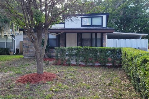 House in Apopka, Florida 3 bedrooms, 79.15 sq.m. № 2091405 - photo 4