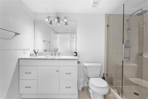 Condo in Aventura, Florida, 2 bedrooms  № 1756543 - photo 21