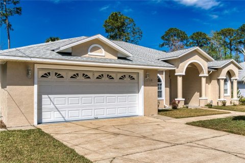 Villa ou maison à vendre à Palm Coast, Floride: 3 chambres, 187.94 m2 № 1521686 - photo 2