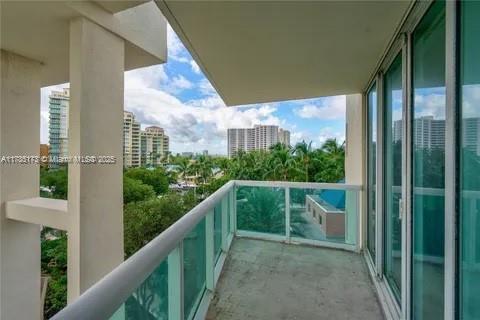 Condo in Aventura, Florida, 1 bedroom  № 1863585 - photo 21