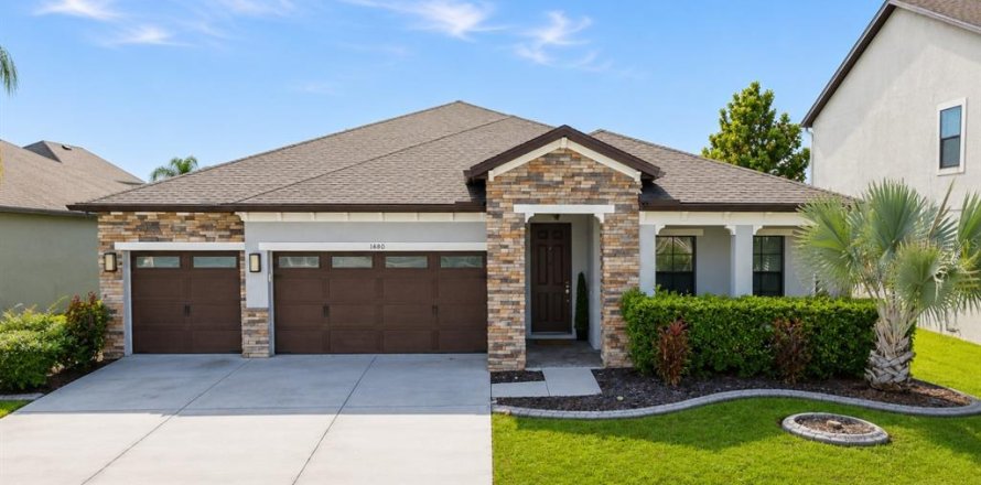 Villa ou maison à Wesley Chapel, Floride 4 chambres, 224.73 m2 № 2320817