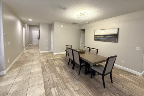 Villa ou maison à vendre à Wesley Chapel, Floride: 4 chambres, 224.73 m2 № 2320817 - photo 20
