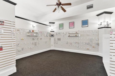 Propiedad comercial en venta en Eustis, Florida, 1469.71 m2 № 1648656 - foto 10