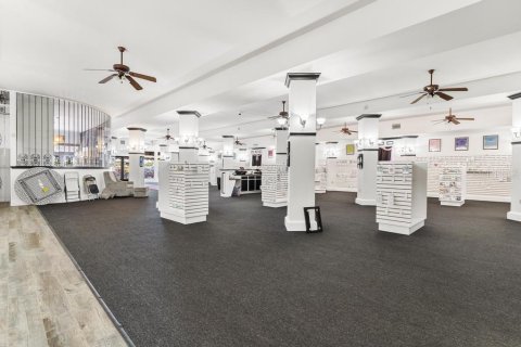 Propiedad comercial en venta en Eustis, Florida, 1469.71 m2 № 1648656 - foto 15