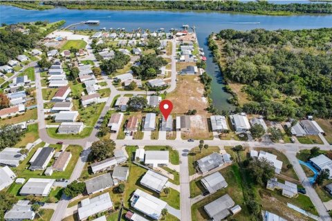 Apartment in Edgewater, Florida 3 bedrooms, 135.27 sq.m. № 1757157 - photo 2