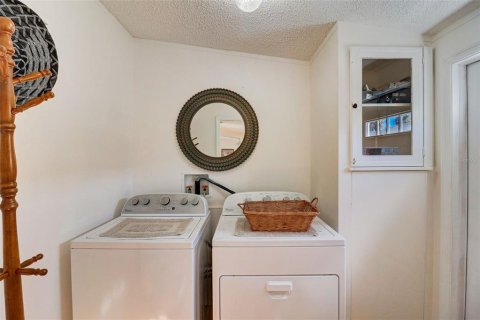 Apartment in Edgewater, Florida 3 bedrooms, 135.27 sq.m. № 1757157 - photo 22