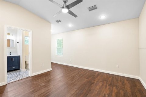 Villa ou maison à vendre à Saint Petersburg, Floride: 5 chambres, 198.72 m2 № 1527699 - photo 15