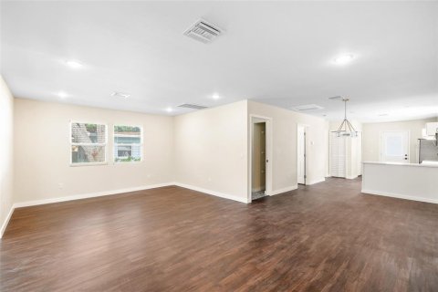 Villa ou maison à vendre à Saint Petersburg, Floride: 5 chambres, 198.72 m2 № 1527699 - photo 7