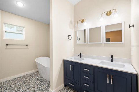 Villa ou maison à vendre à Saint Petersburg, Floride: 5 chambres, 198.72 m2 № 1527699 - photo 17