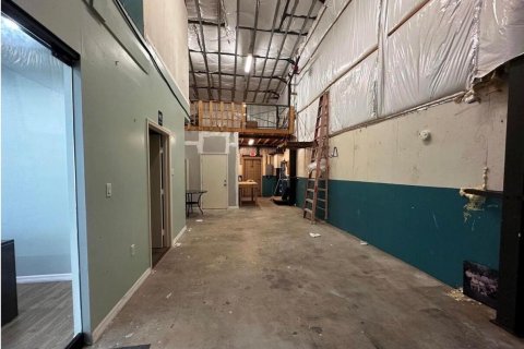 Immobilier commercial à vendre à St. Lucie, Floride № 2084127 - photo 5