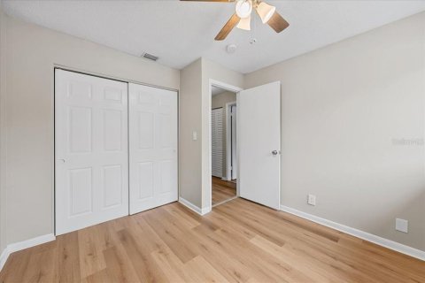 Touwnhouse à louer à Temple Terrace, Floride: 3 chambres, 117.06 m2 № 2414022 - photo 24