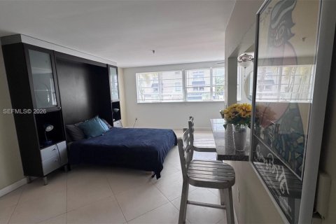 Condominio en venta en Miami Beach, Florida, 38.09 m2 № 2190496 - foto 26