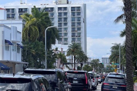 Condominio en venta en Miami Beach, Florida, 38.09 m2 № 2190496 - foto 19