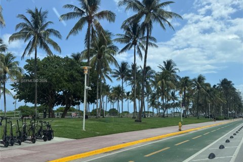 Condominio en venta en Miami Beach, Florida, 38.09 m2 № 2190496 - foto 22