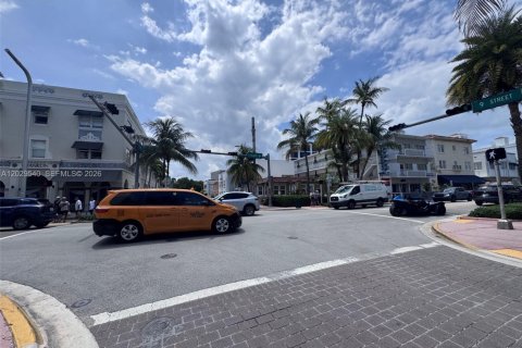 Condominio en venta en Miami Beach, Florida, 38.09 m2 № 2190496 - foto 14