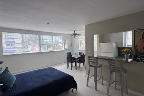 Condominio en venta en Miami Beach, Florida, 38.09 m2 № 2190496 - foto 24