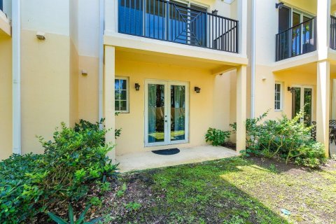 Touwnhouse à louer à Juno Beach, Floride: 2 chambres, 158.77 m2 № 1185525 - photo 1