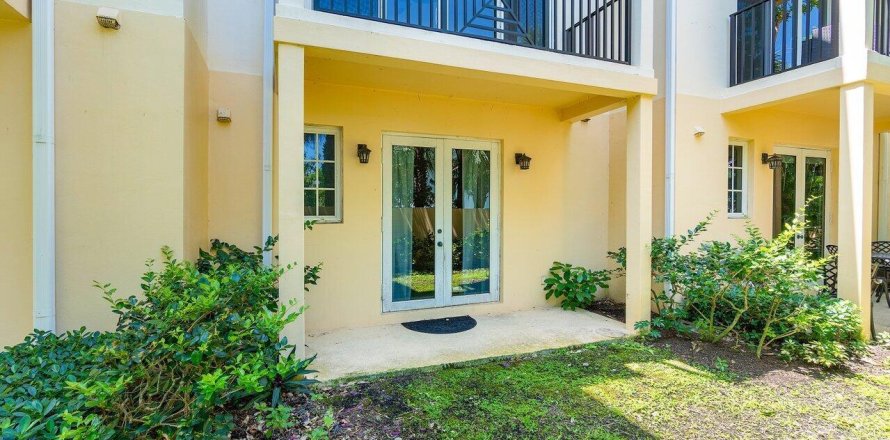 Adosado en Juno Beach, Florida 2 dormitorios, 158.77 m2 № 1185525