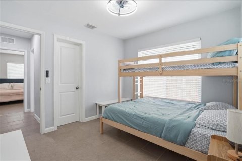 Villa ou maison à louer à Gulfport, Floride: 4 chambres, 133.78 m2 № 2116081 - photo 16