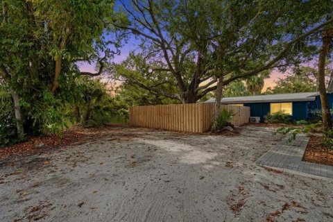 Villa ou maison à louer à Gulfport, Floride: 4 chambres, 133.78 m2 № 2116081 - photo 23