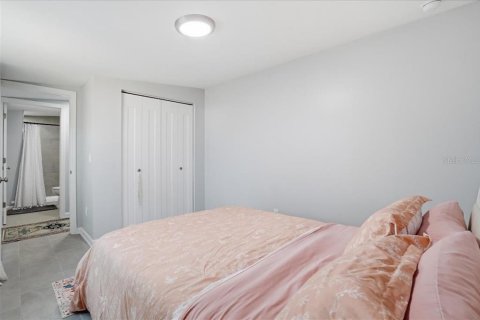 Villa ou maison à louer à Gulfport, Floride: 4 chambres, 133.78 m2 № 2116081 - photo 12