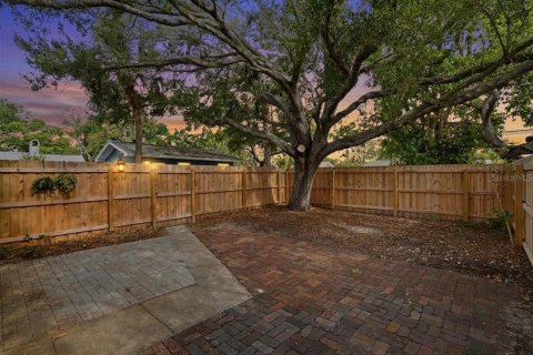 Villa ou maison à louer à Gulfport, Floride: 4 chambres, 133.78 m2 № 2116081 - photo 24