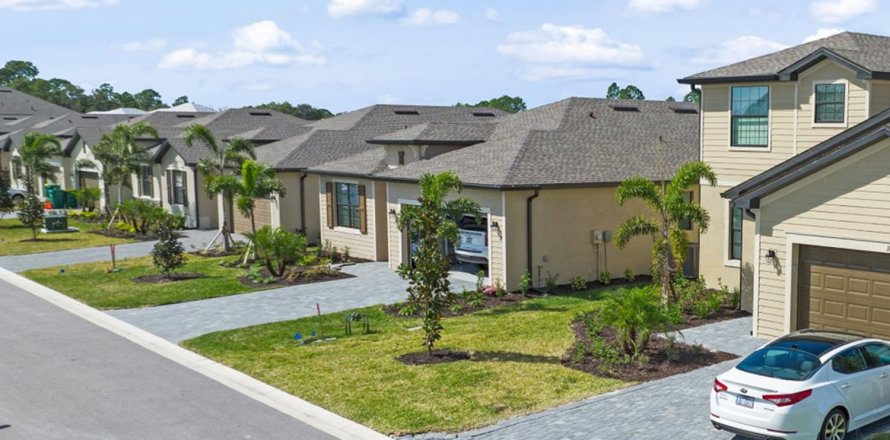 THE ISLES AT WEST PORT sobre plano en Port Charlotte, Florida № 137442