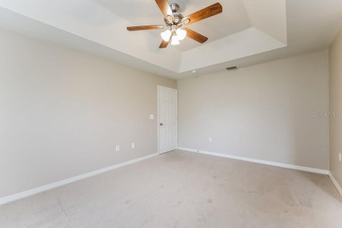 Villa ou maison à louer à Lehigh Acres, Floride: 3 chambres, 130.62 m2 № 2100312 - photo 8