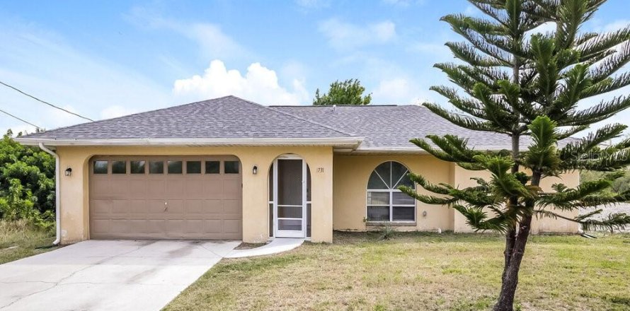 Villa ou maison à Lehigh Acres, Floride 3 chambres, 130.62 m2 № 2100312