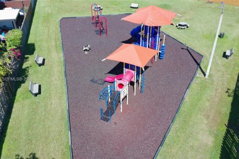 Villa ou maison à vendre à Homestead, Floride: 4 chambres, 188.41 m2 № 2022221 - photo 22