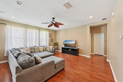 House in Ruskin, Florida 6 bedrooms, 325.44 sq.m. № 1814942 - photo 18