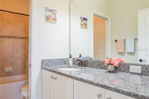 Villa ou maison à louer à Orlando, Floride: 4 chambres, 279.17 m2 № 1899309 - photo 22