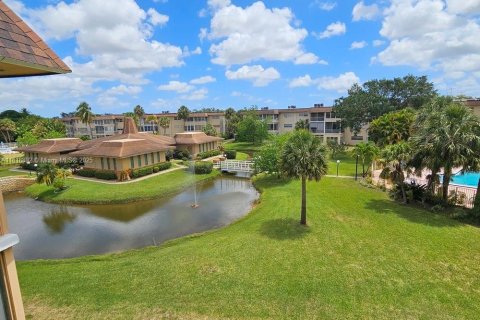 Снять в аренду кондоминиум в Лодердейл-Лейкс, Флорида 2 спальни, 87.7м2, № 1779860 - фото 21