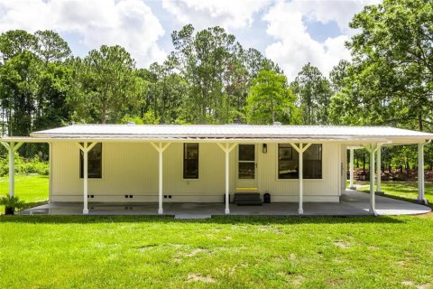 House in Trenton, Florida 3 bedrooms, 121.52 sq.m. № 1793147 - photo 1
