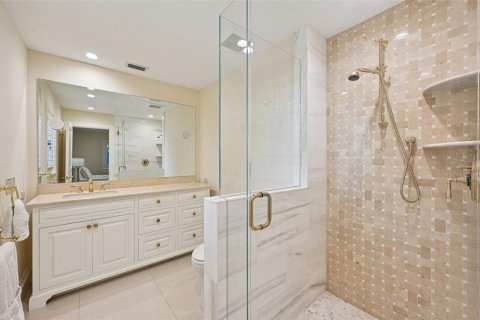 House in Sarasota, Florida 4 bedrooms, 320.88 sq.m. № 2122774 - photo 14