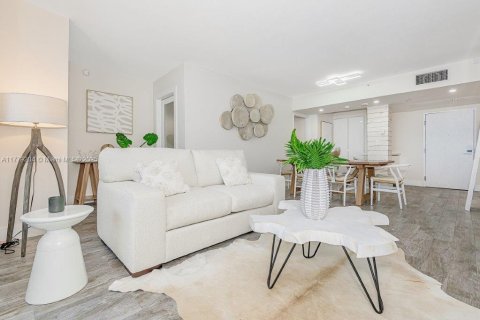 Copropriété à louer à Miami Beach, Floride: 2 chambres, 109.62 m2 № 1621764 - photo 11
