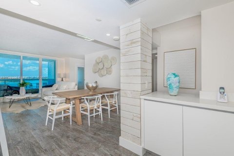 Copropriété à louer à Miami Beach, Floride: 2 chambres, 109.62 m2 № 1621764 - photo 8