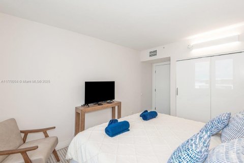 Copropriété à louer à Miami Beach, Floride: 2 chambres, 109.62 m2 № 1621764 - photo 23