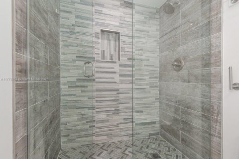 Copropriété à louer à Miami Beach, Floride: 2 chambres, 109.62 m2 № 1621764 - photo 25