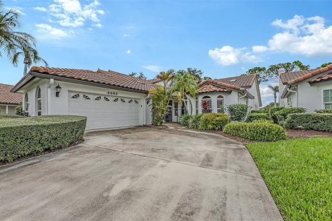 Casa en venta en Sarasota, Florida, 3 dormitorios, 263.19 m2 № 1894480 - foto 2