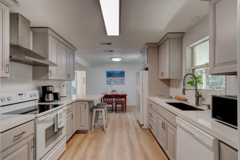 Casa en venta en Daytona Beach, Florida, 3 dormitorios, 122.07 m2 № 1722980 - foto 29
