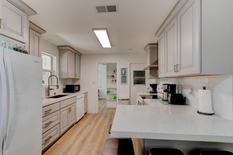 Casa en venta en Daytona Beach, Florida, 3 dormitorios, 122.07 m2 № 1722980 - foto 27
