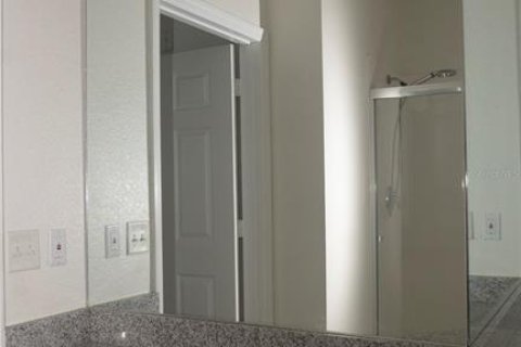 Condo in Orlando, Florida, 3 bedrooms № 2224543 - photo 19