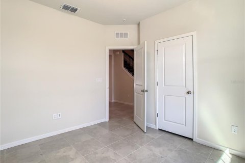 Townhouse in Orlando, Florida 4 bedrooms, 155.61 sq.m. № 2210382 - photo 21