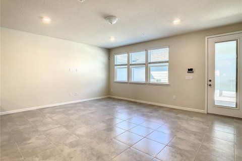 Townhouse in Orlando, Florida 4 bedrooms, 155.61 sq.m. № 2210382 - photo 14