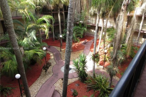 Condo à Miami, Floride, 2 chambres № 2080766